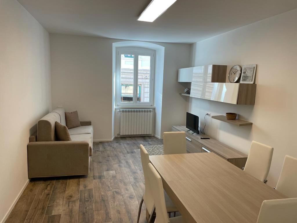 Casa Vacanze Ginevra 1 的里雅斯特 外观 照片
